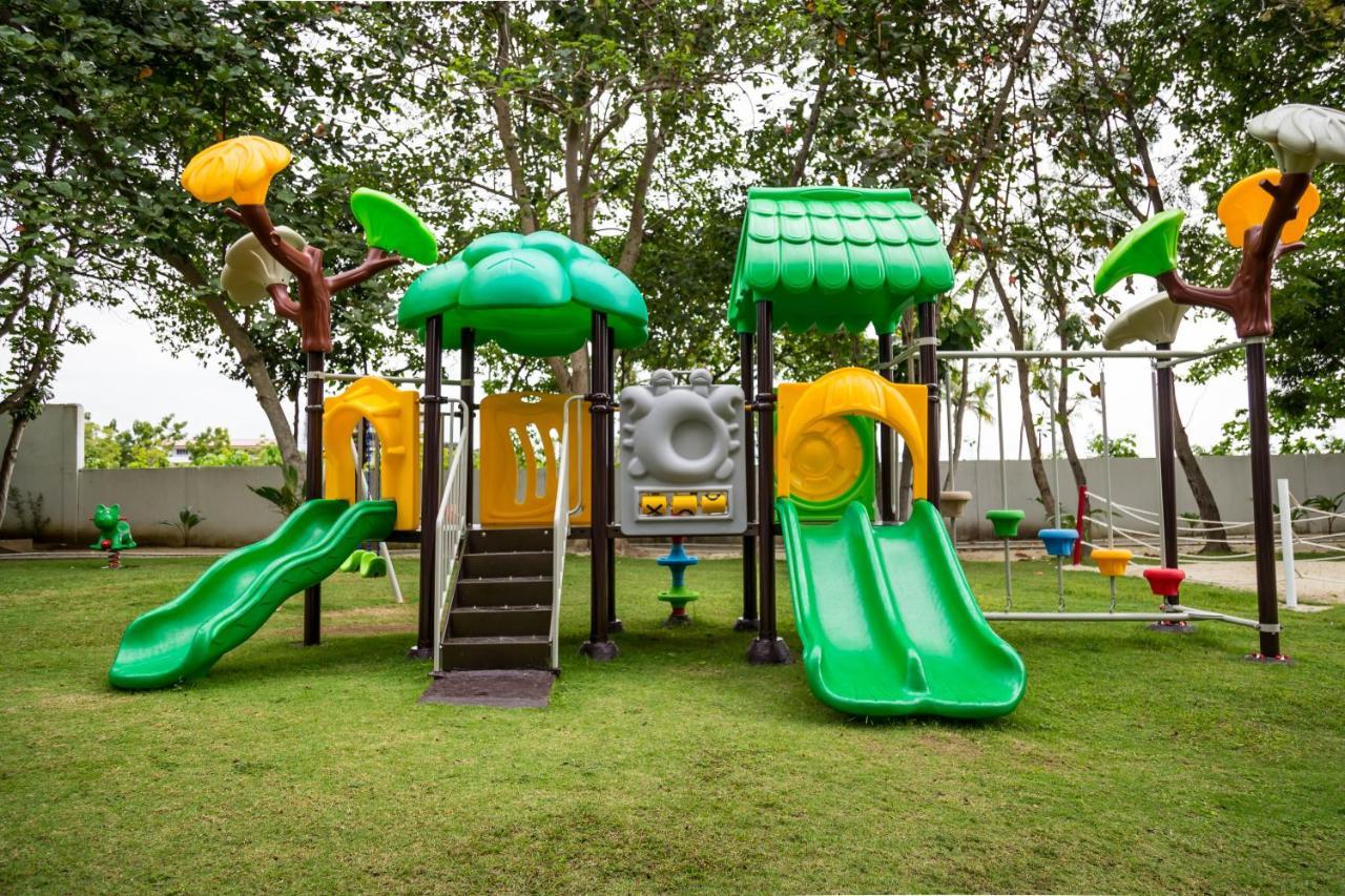 מקטאן Pacific Cebu Resort מראה חיצוני תמונה